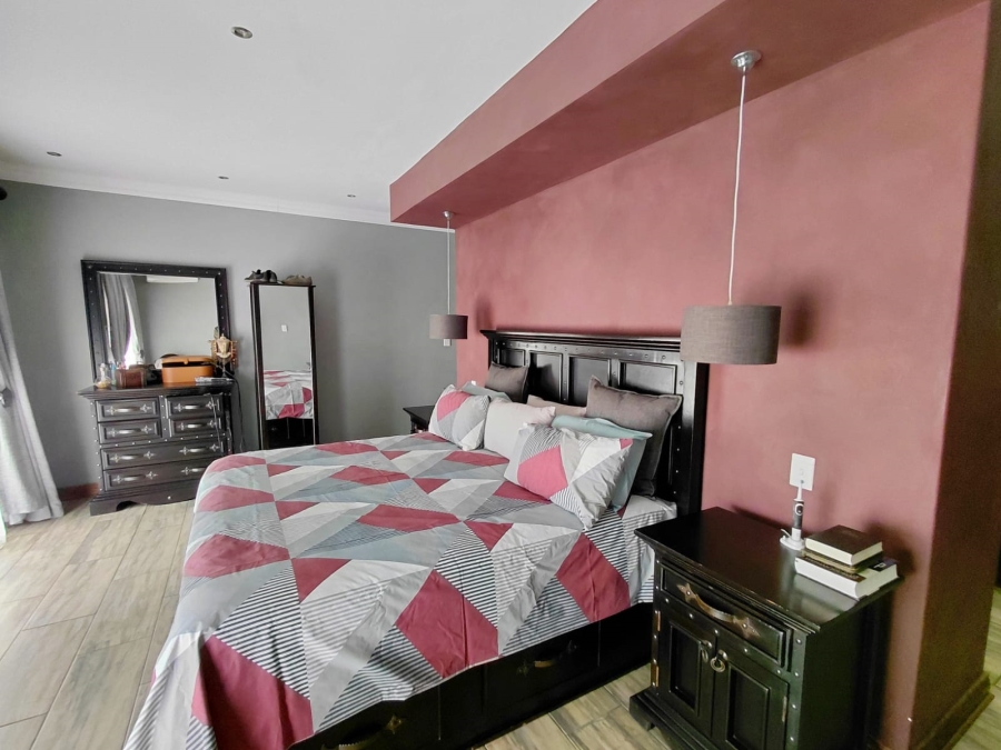 4 Bedroom Property for Sale in Bendor Limpopo