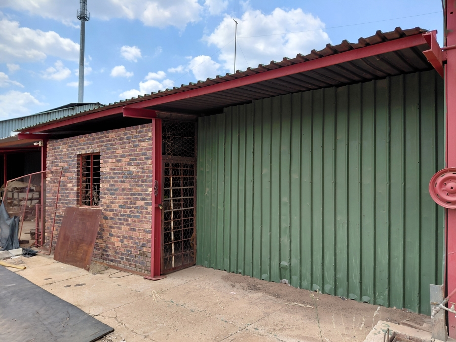 Commercial Property for Sale in Trim Park Limpopo