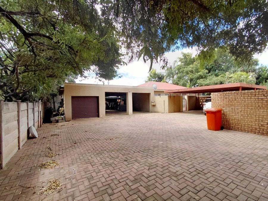 3 Bedroom Property for Sale in Moregloed Limpopo