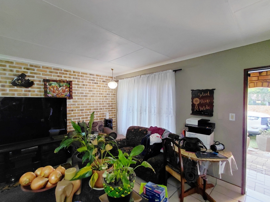 2 Bedroom Property for Sale in Annadale Limpopo