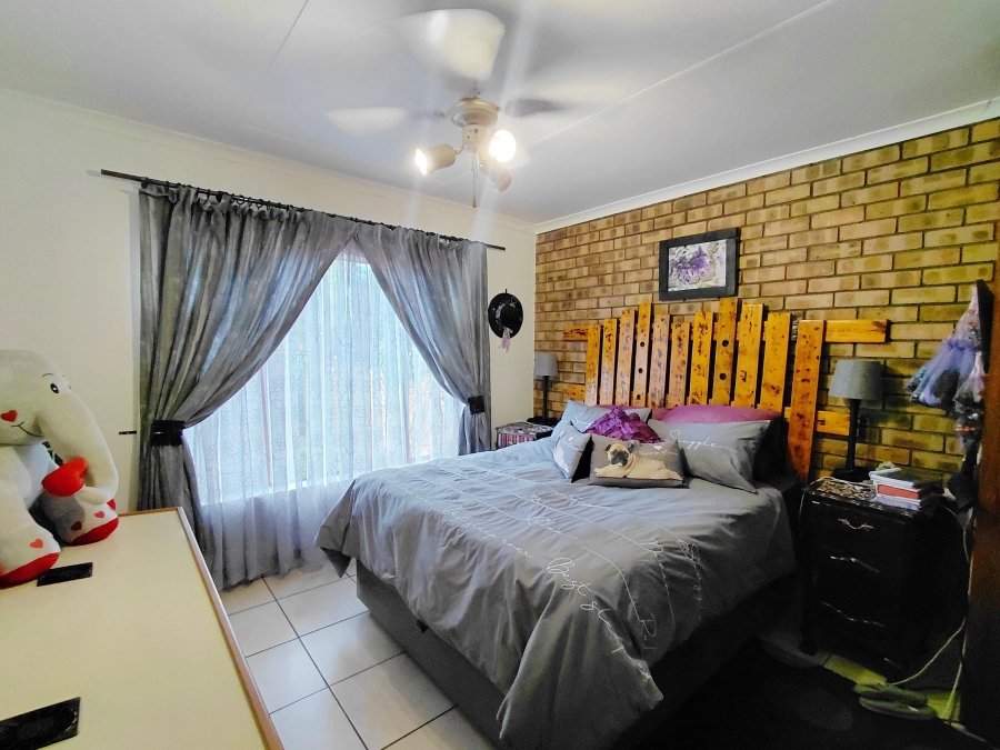 2 Bedroom Property for Sale in Annadale Limpopo