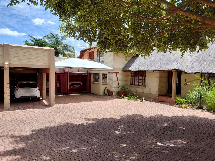 3 Bedroom Property for Sale in Bendor Limpopo