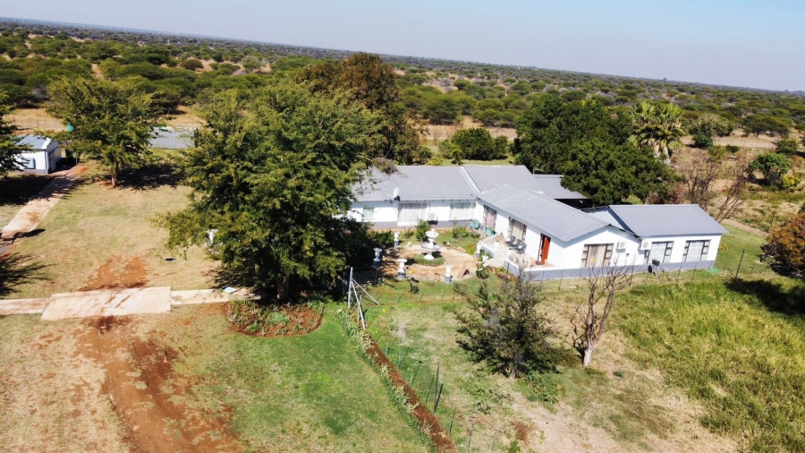 4 Bedroom Property for Sale in Radium Limpopo
