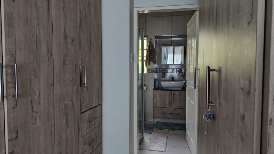 2 Bedroom Property for Sale in Mookgopong Rural Limpopo