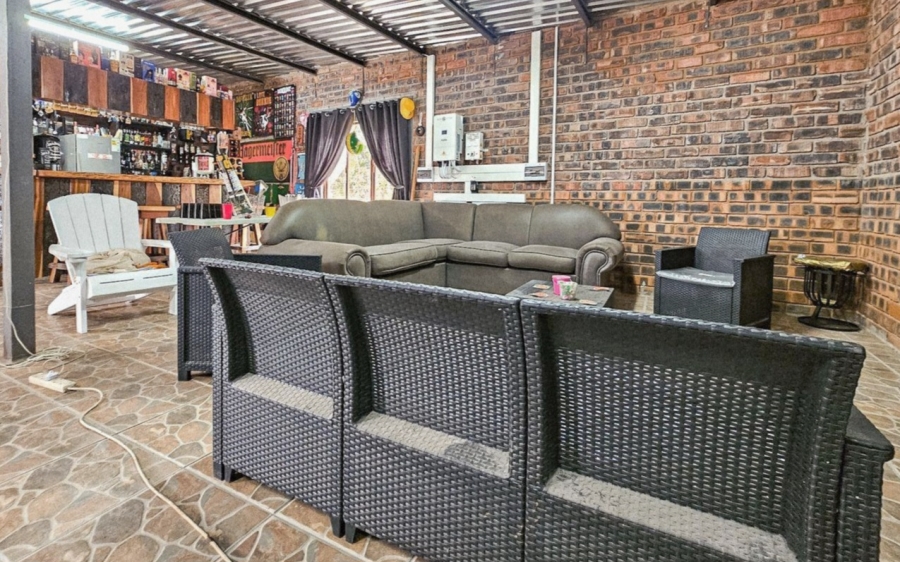 8 Bedroom Property for Sale in Mookgopong Limpopo