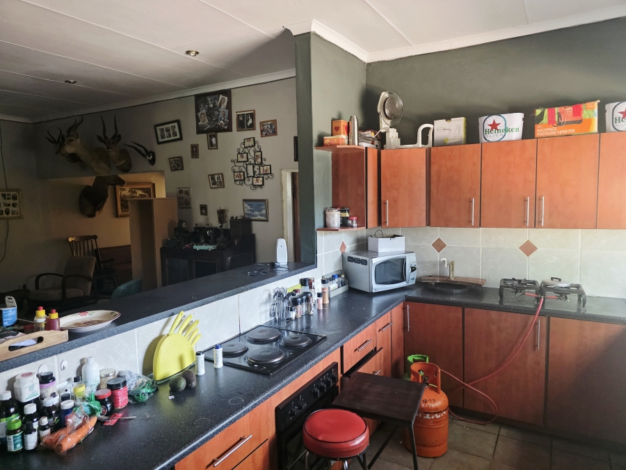 7 Bedroom Property for Sale in Buffelsdoorns AH Limpopo