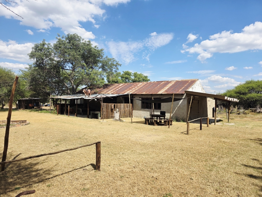 7 Bedroom Property for Sale in Buffelsdoorns AH Limpopo