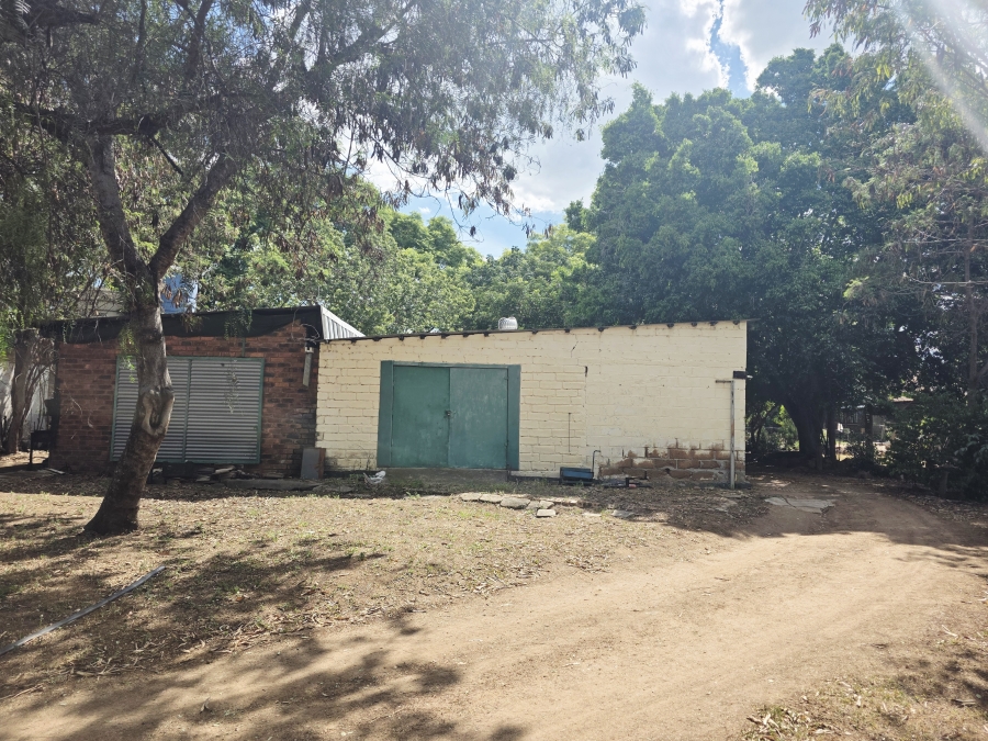 7 Bedroom Property for Sale in Buffelsdoorns AH Limpopo