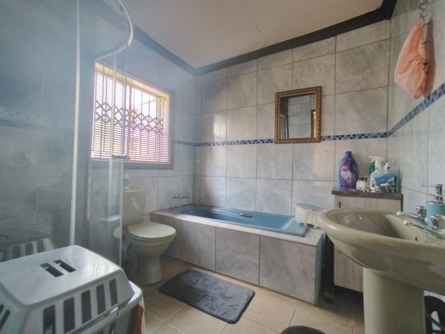 3 Bedroom Property for Sale in Flora Park Limpopo