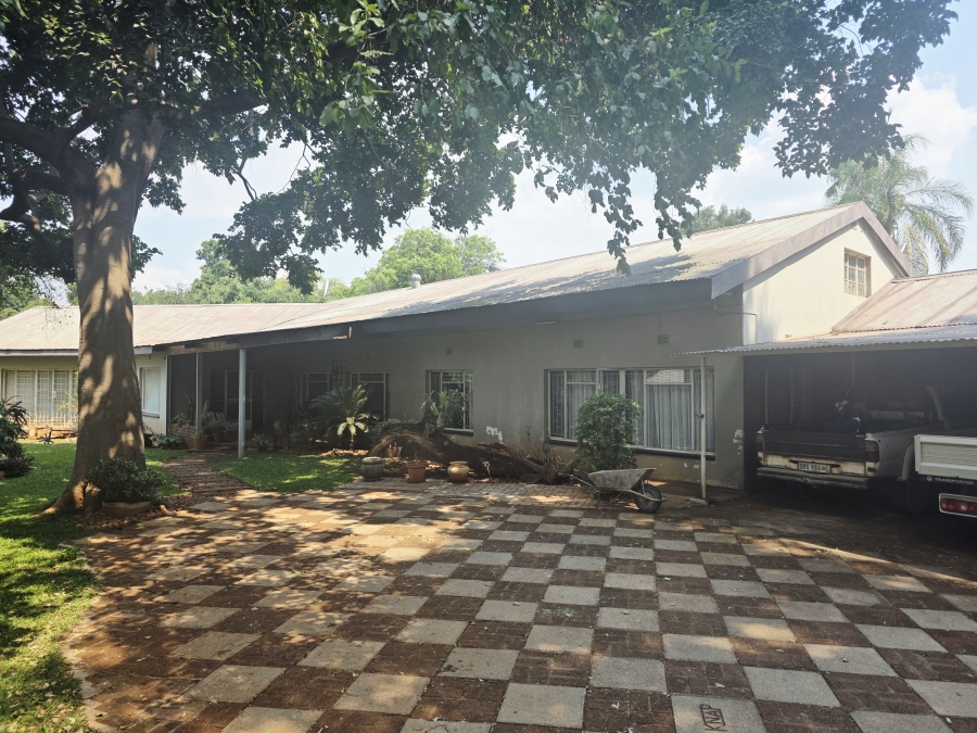 3 Bedroom Property for Sale in Mookgopong Limpopo