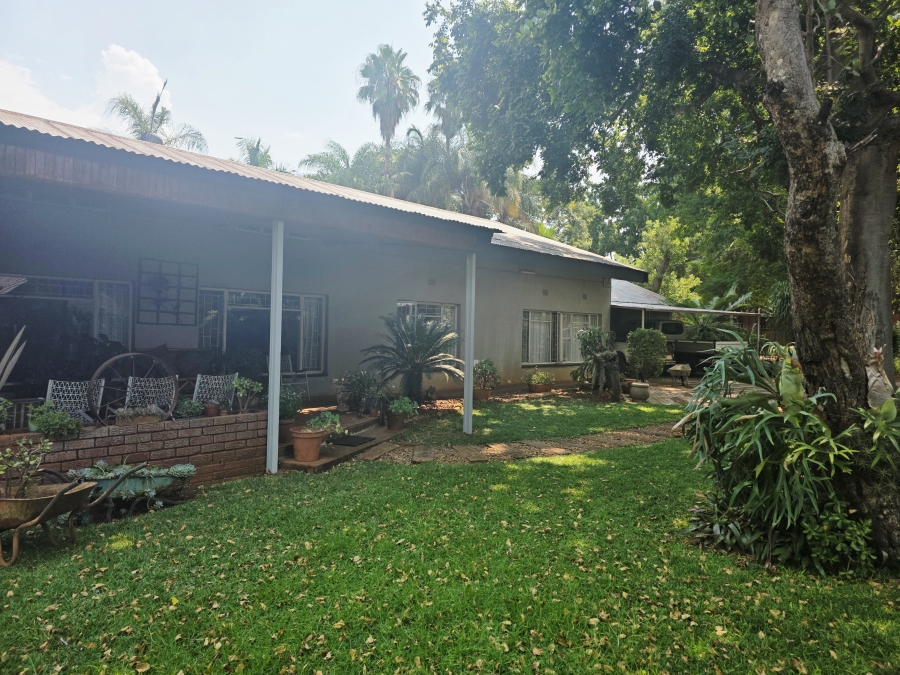 3 Bedroom Property for Sale in Mookgopong Limpopo