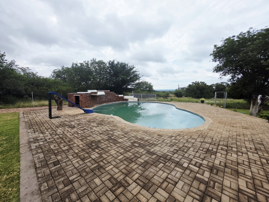 8 Bedroom Property for Sale in Naboomfontein AH Limpopo