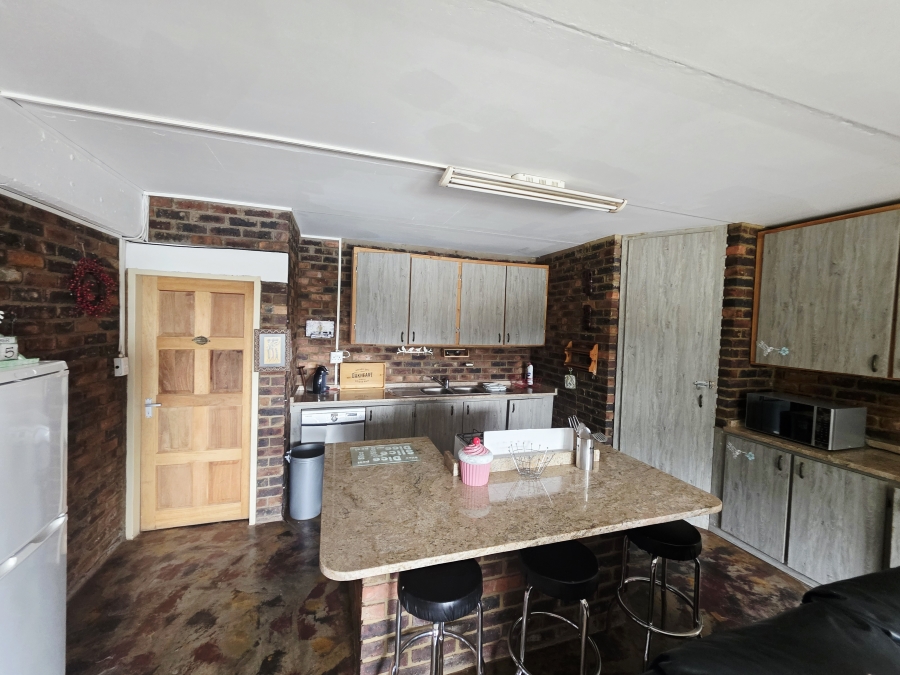 8 Bedroom Property for Sale in Naboomfontein AH Limpopo