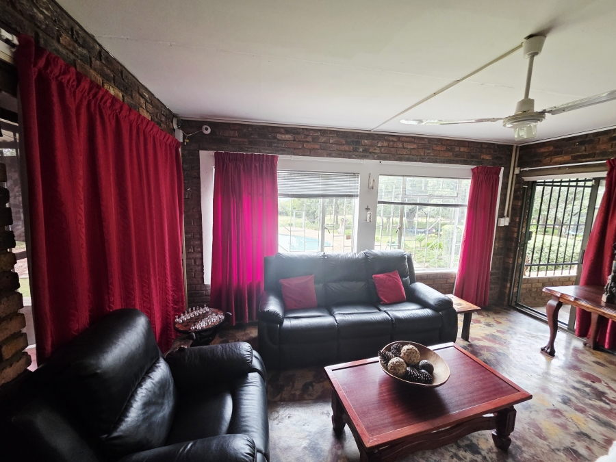 8 Bedroom Property for Sale in Naboomfontein AH Limpopo