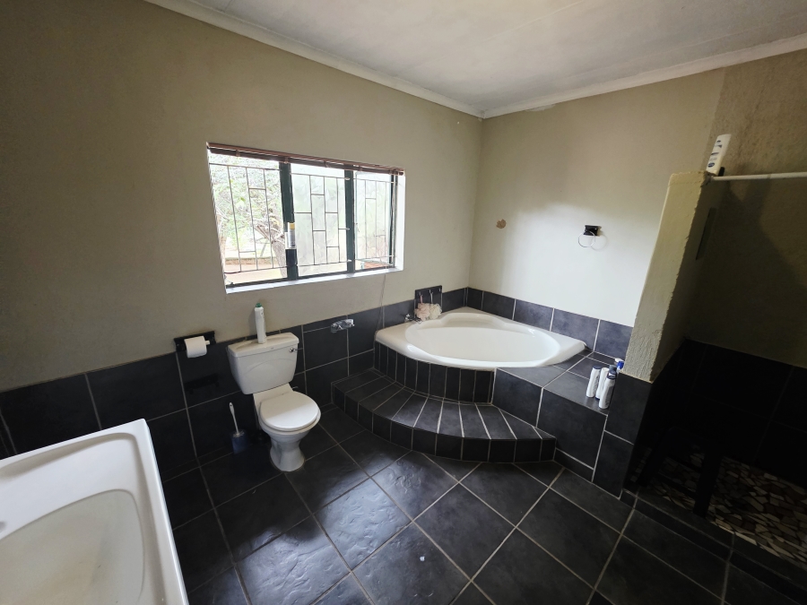 8 Bedroom Property for Sale in Naboomfontein AH Limpopo