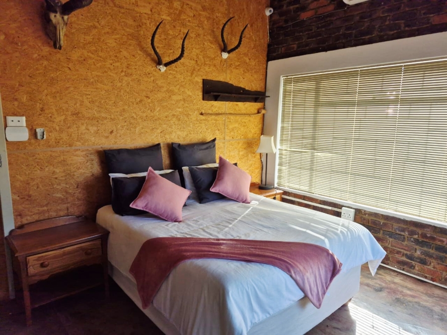 8 Bedroom Property for Sale in Naboomfontein AH Limpopo