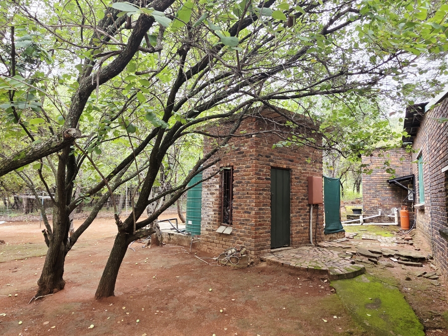 8 Bedroom Property for Sale in Naboomfontein AH Limpopo