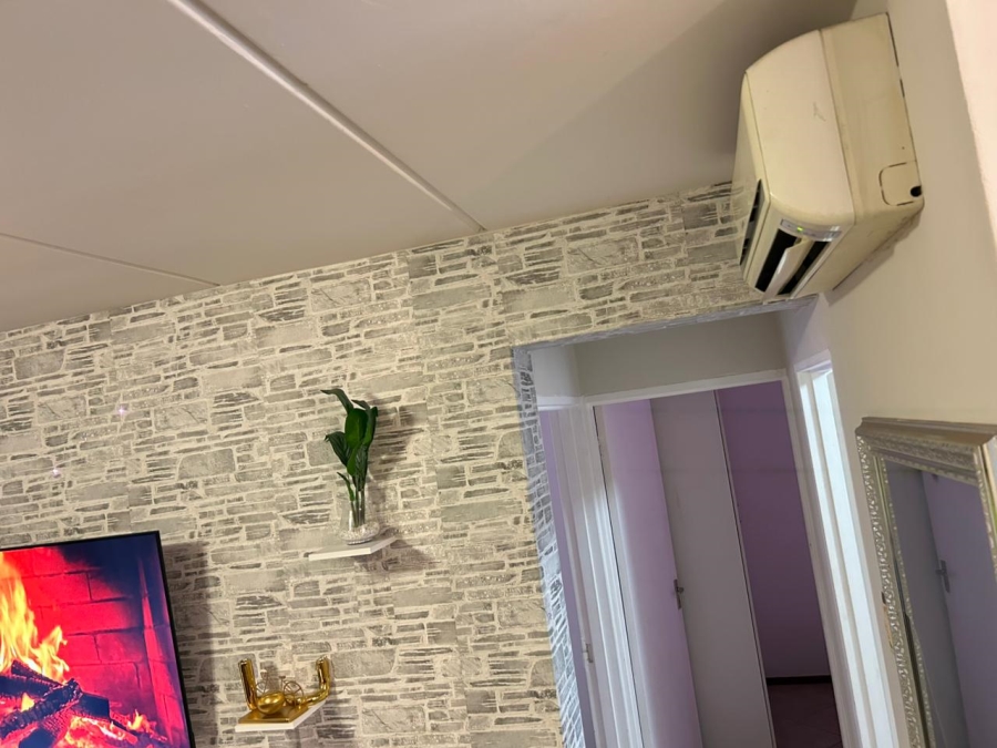 To Let 2 Bedroom Property for Rent in Onverwacht Limpopo