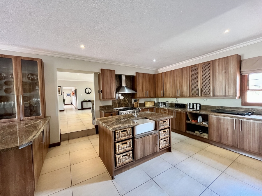 7 Bedroom Property for Sale in Zebula Golf Estate Limpopo