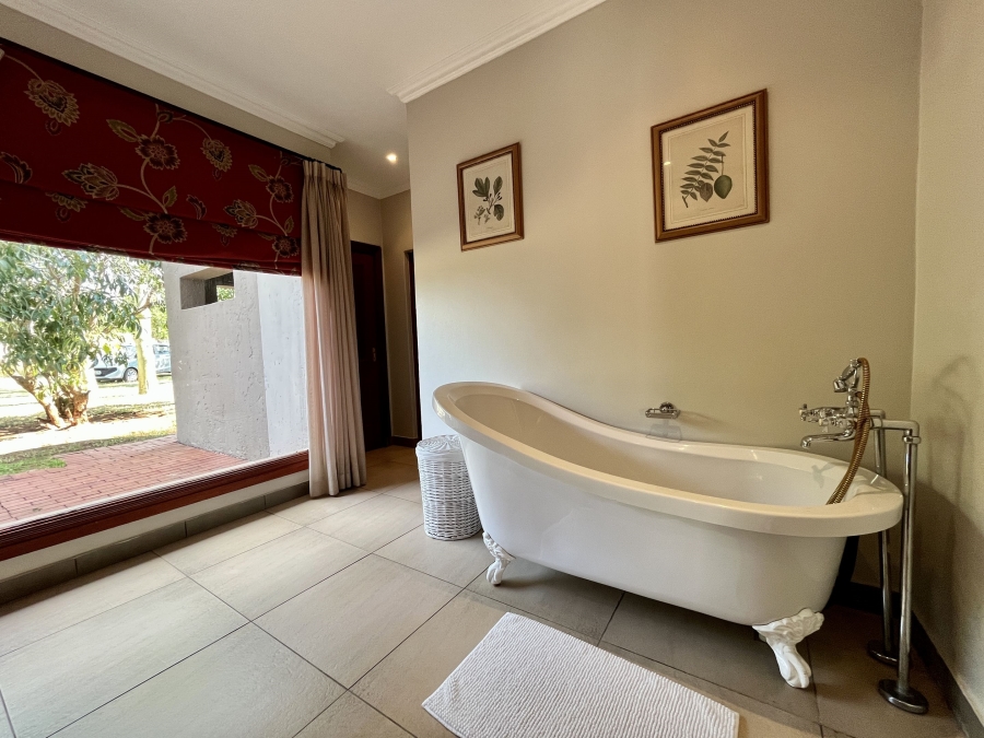 7 Bedroom Property for Sale in Zebula Golf Estate Limpopo