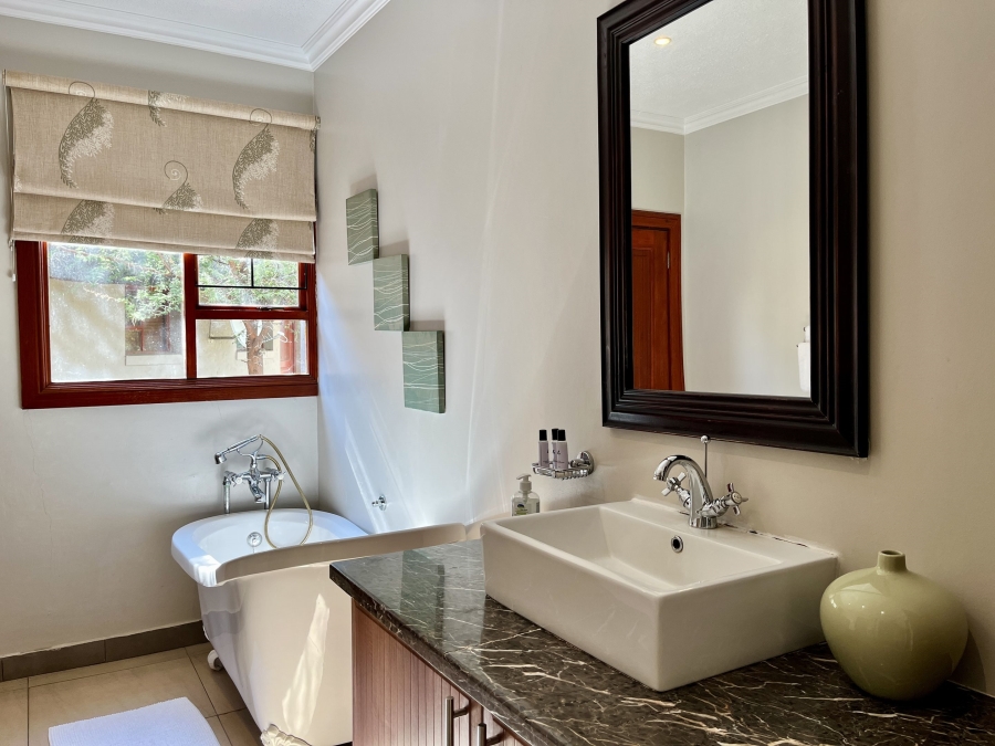 7 Bedroom Property for Sale in Zebula Golf Estate Limpopo