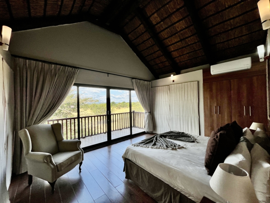 7 Bedroom Property for Sale in Zebula Golf Estate Limpopo