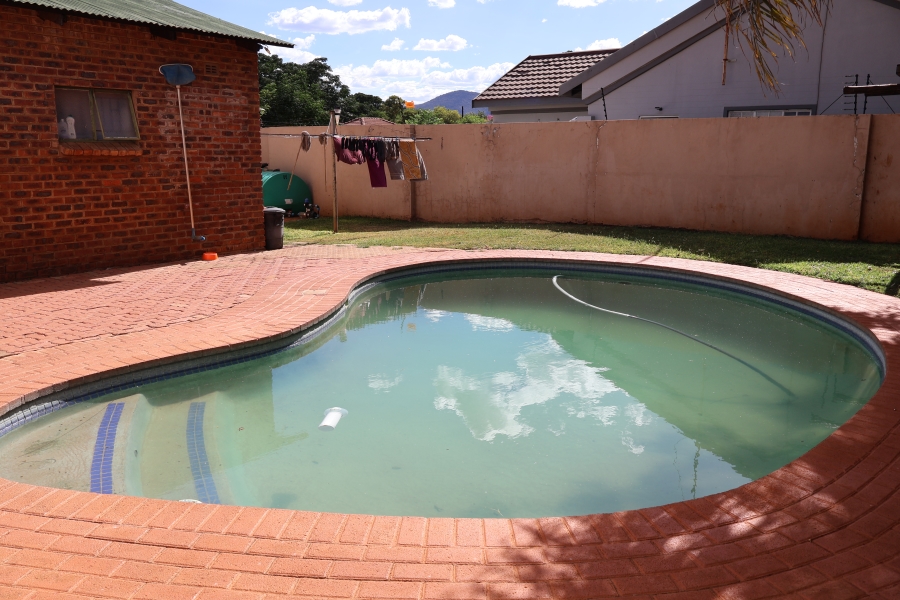 4 Bedroom Property for Sale in Mokopane Central Limpopo