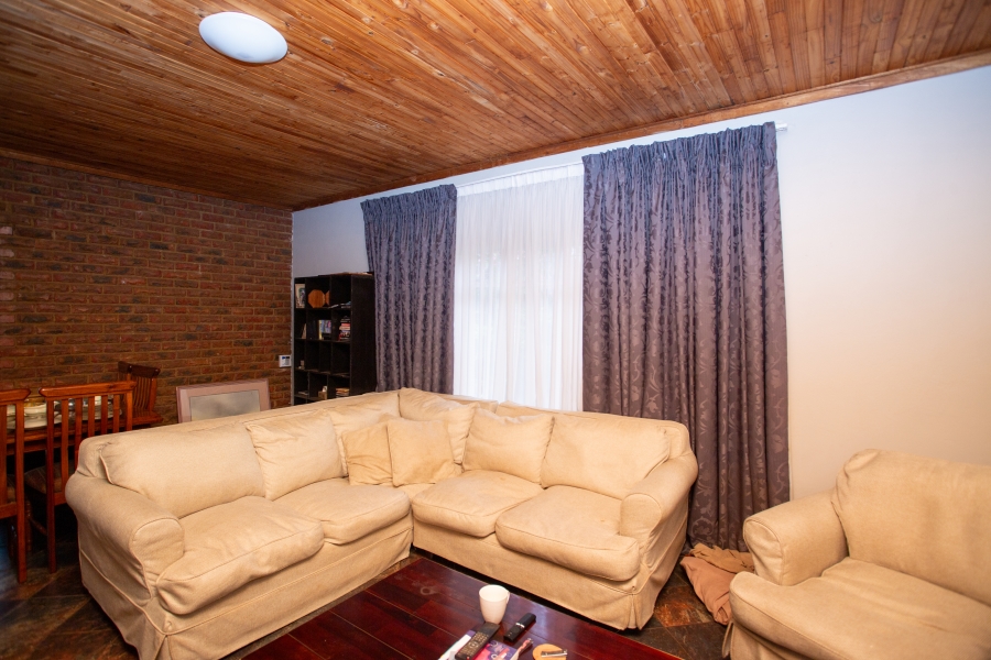 4 Bedroom Property for Sale in Chroompark Limpopo