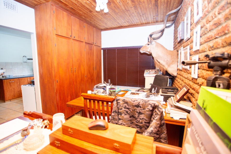 4 Bedroom Property for Sale in Chroompark Limpopo