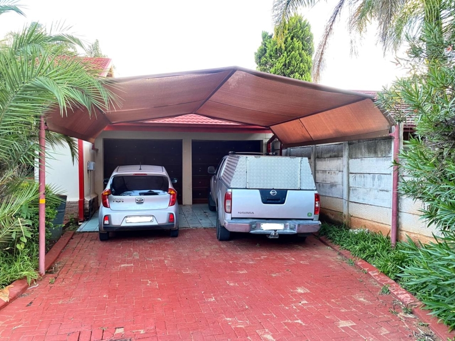 3 Bedroom Property for Sale in Flora Park Limpopo