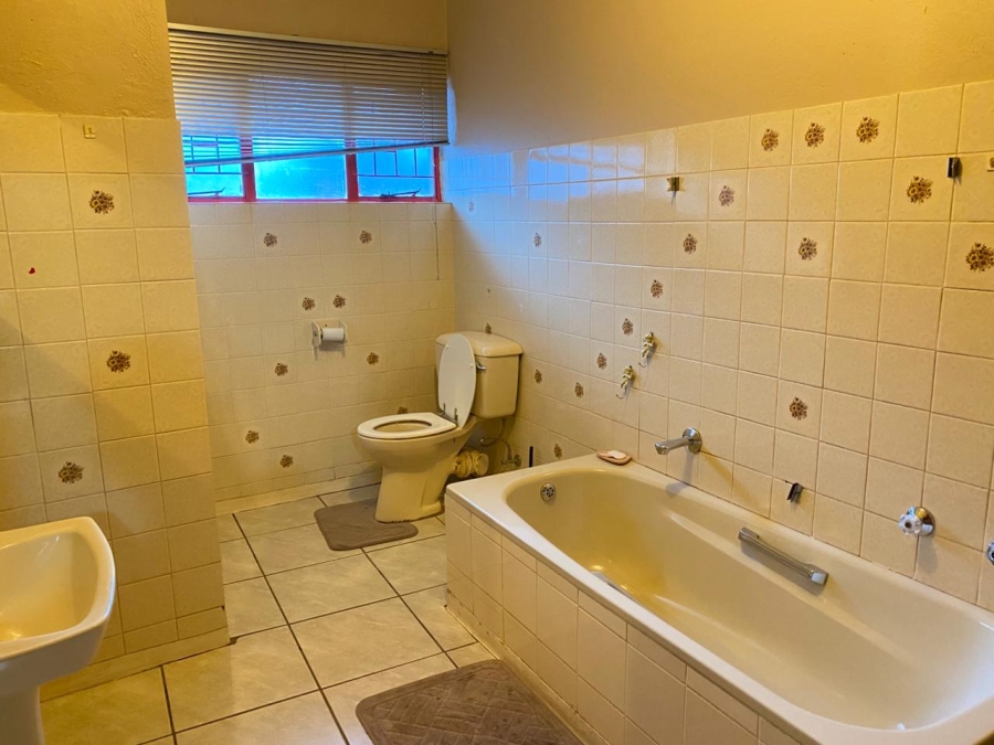 3 Bedroom Property for Sale in Flora Park Limpopo