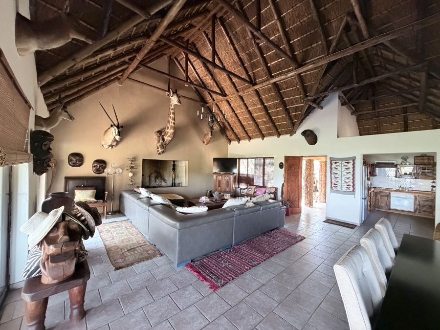 5 Bedroom Property for Sale in Rooiberg Limpopo