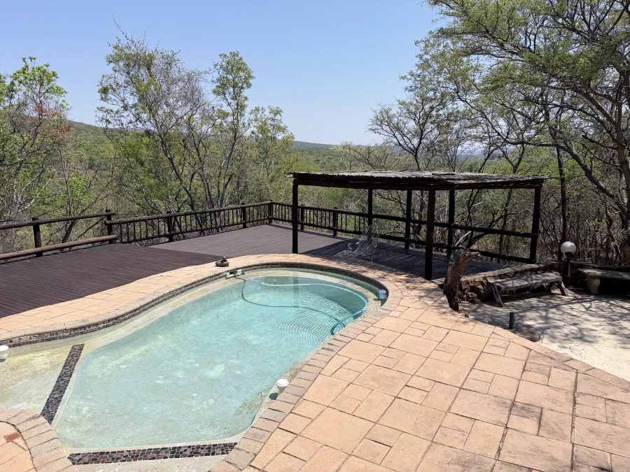 5 Bedroom Property for Sale in Rooiberg Limpopo