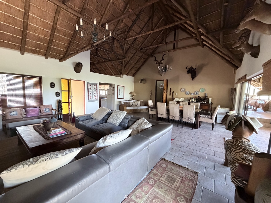 5 Bedroom Property for Sale in Rooiberg Limpopo