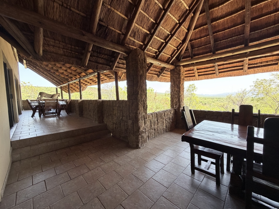 5 Bedroom Property for Sale in Rooiberg Limpopo