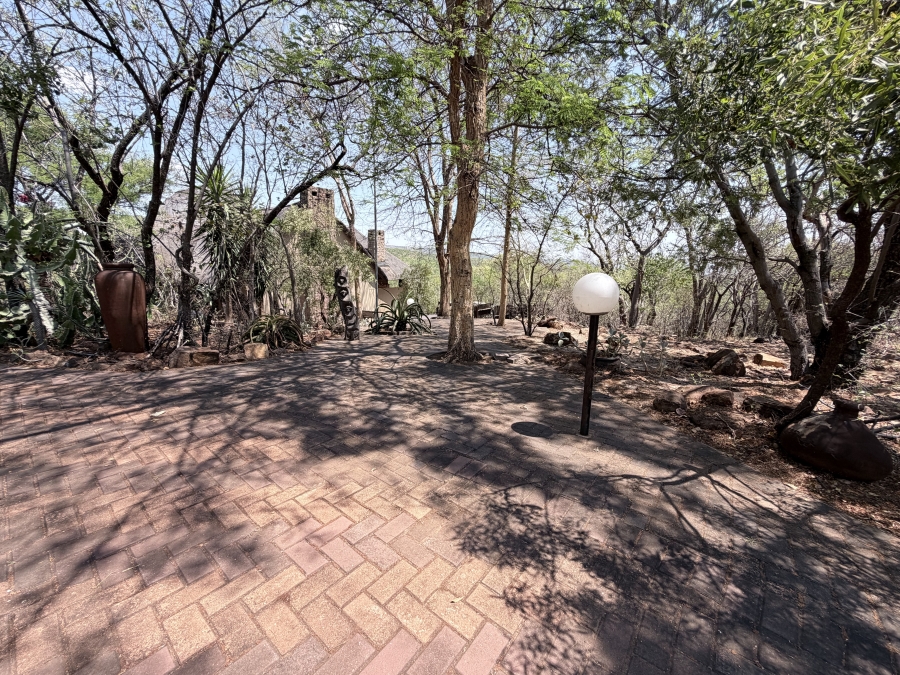 5 Bedroom Property for Sale in Rooiberg Limpopo