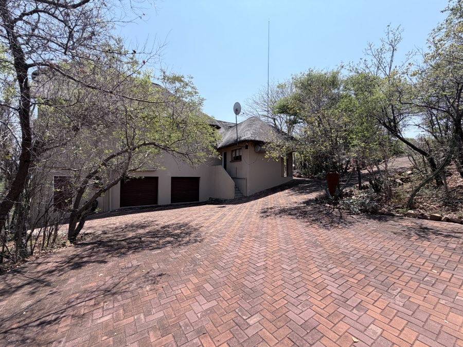 5 Bedroom Property for Sale in Rooiberg Limpopo