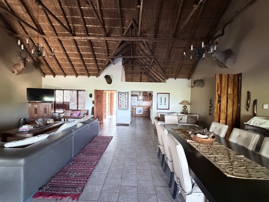 5 Bedroom Property for Sale in Rooiberg Limpopo