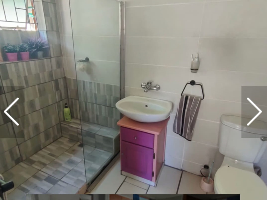 5 Bedroom Property for Sale in Trim Park Limpopo