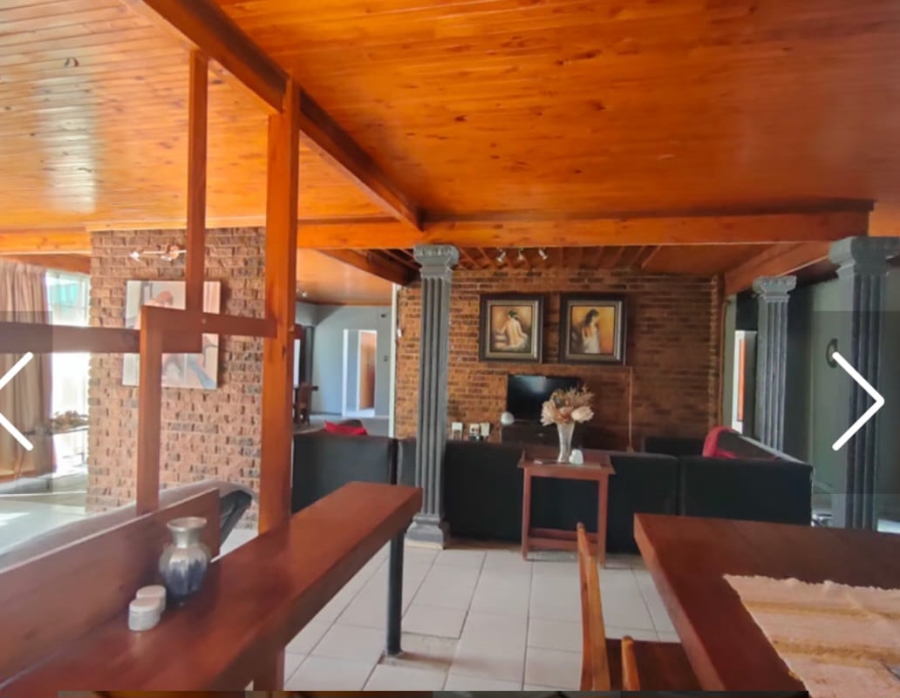 5 Bedroom Property for Sale in Trim Park Limpopo