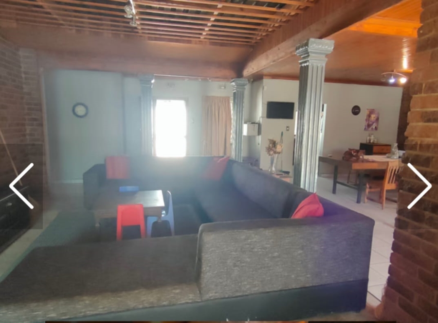 5 Bedroom Property for Sale in Trim Park Limpopo
