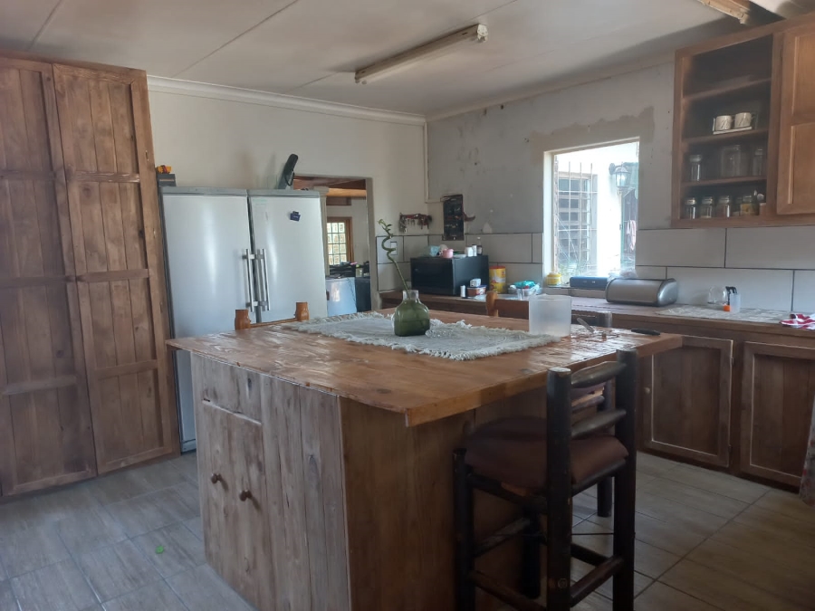 5 Bedroom Property for Sale in Trim Park Limpopo