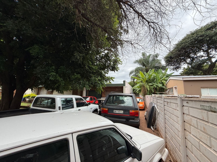 5 Bedroom Property for Sale in Trim Park Limpopo