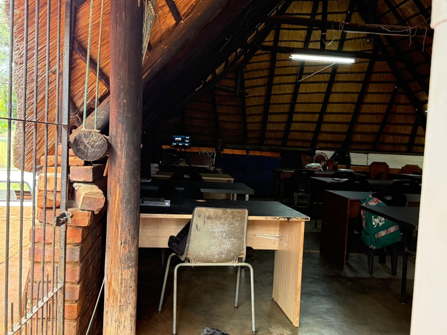 5 Bedroom Property for Sale in Trim Park Limpopo