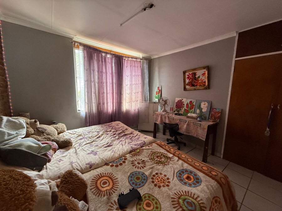 5 Bedroom Property for Sale in Trim Park Limpopo