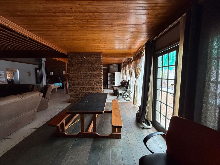 5 Bedroom Property for Sale in Trim Park Limpopo