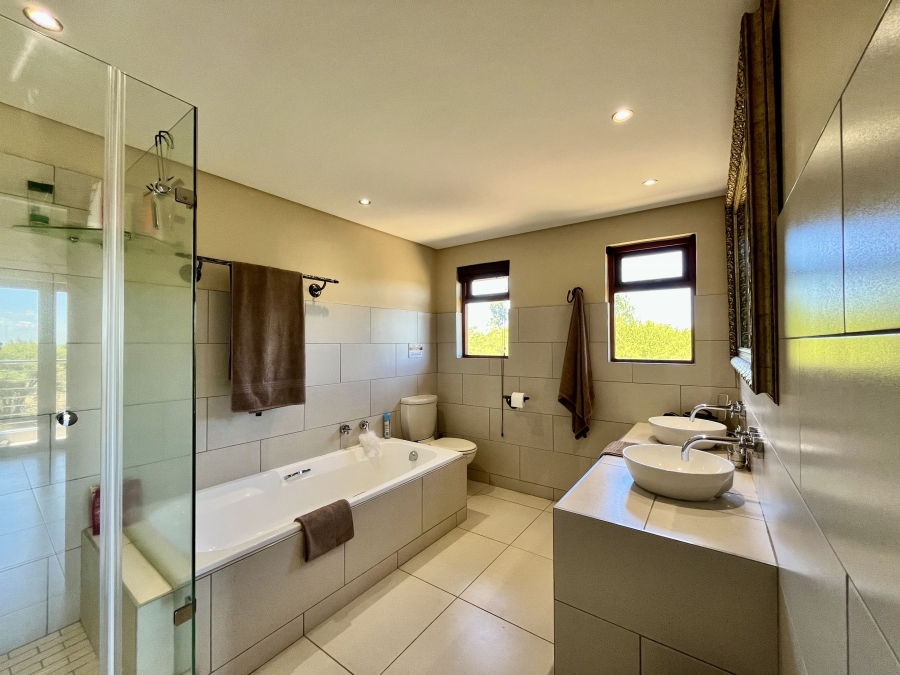 4 Bedroom Property for Sale in Zebula Golf Estate Limpopo