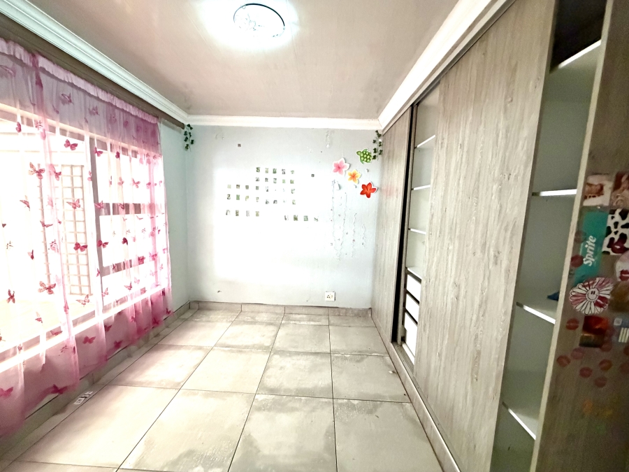 5 Bedroom Property for Sale in Louis Trichardt Limpopo