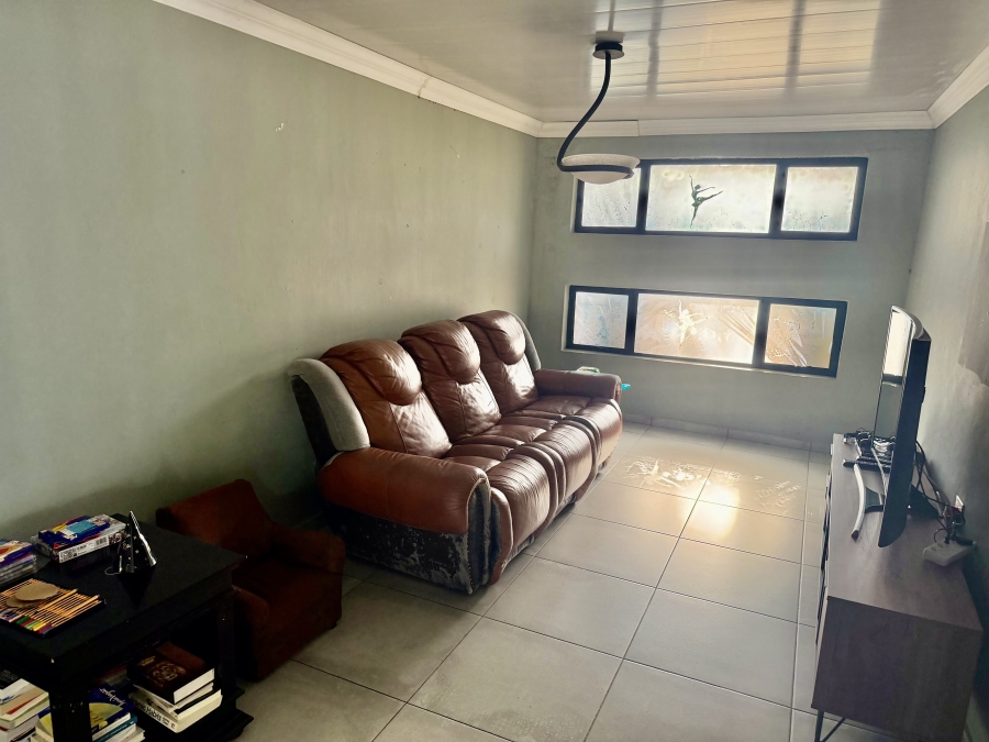 5 Bedroom Property for Sale in Louis Trichardt Limpopo