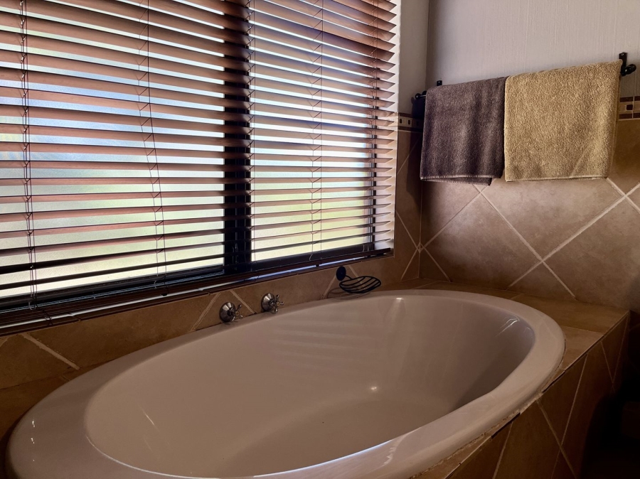 4 Bedroom Property for Sale in Zebula Golf Estate Limpopo